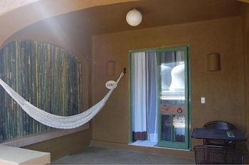 Hostal De La Luz - Spa Holistic Resort (Adults Only),Cuernavaca>>Amatlan,4 star