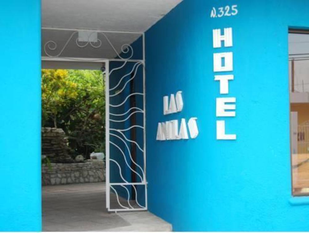 hotel villa las anclas