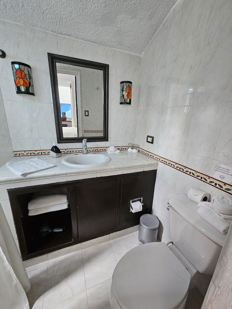 hotel villa las anclas