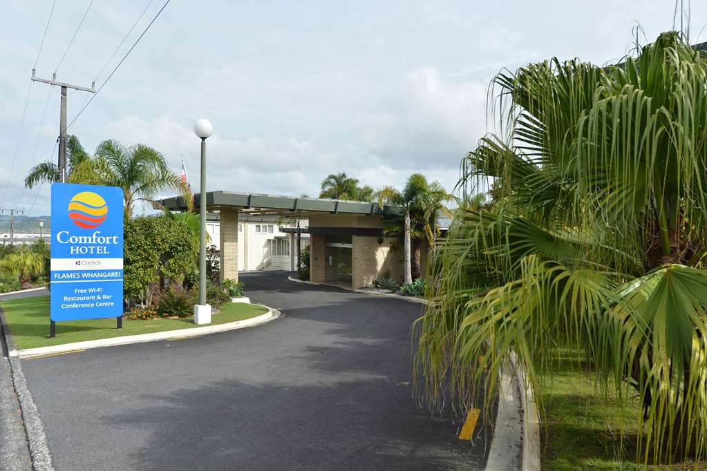 comfort hotel flames whangerei