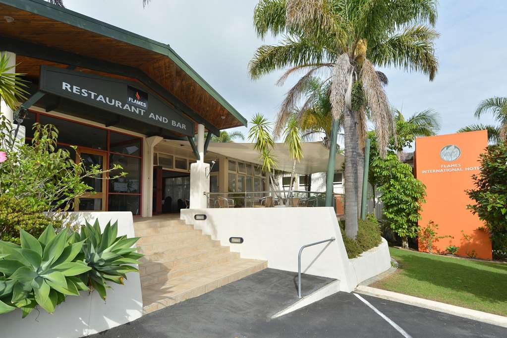 comfort hotel flames whangerei