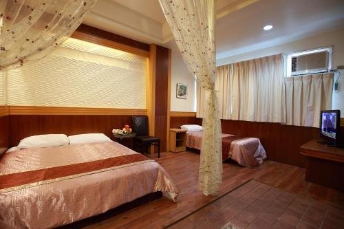 king hotel sun moon lake