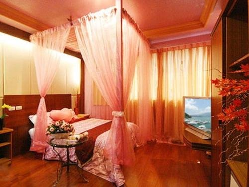 king hotel sun moon lake