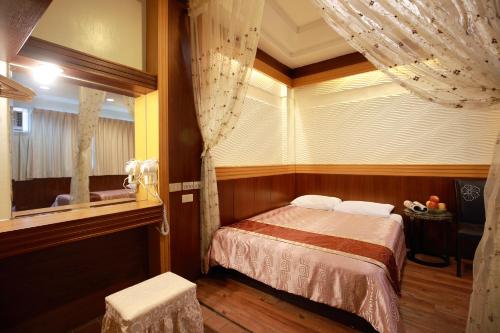 king hotel sun moon lake