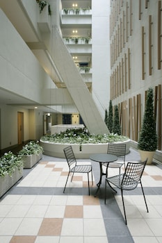 hotel lumiere nishikasai