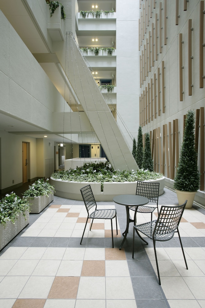 hotel lumiere nishikasai