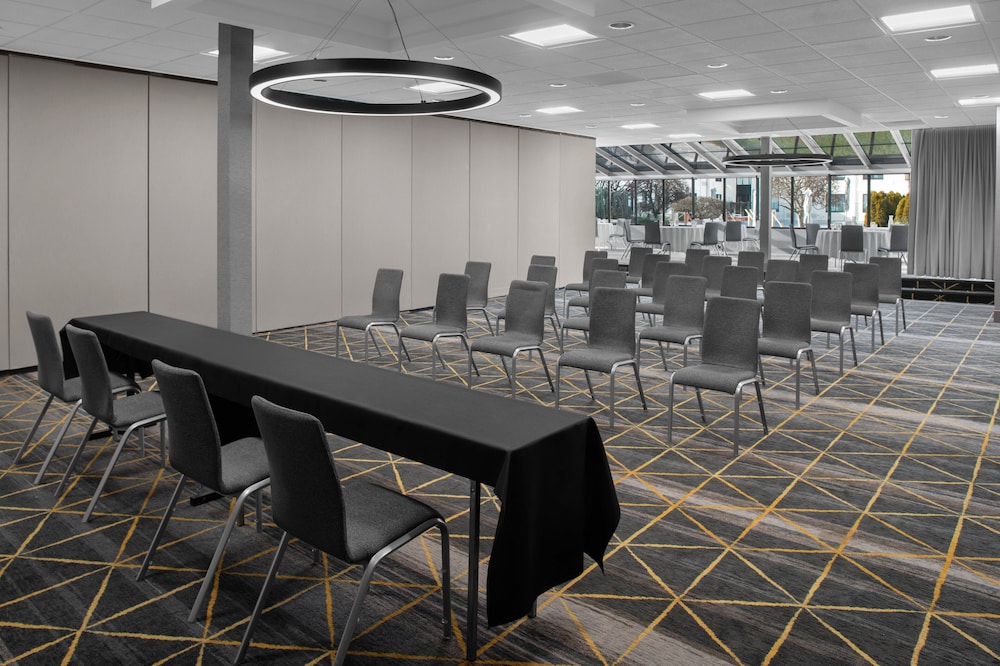 holiday inn hasbrouck heights meadowlands by ihg