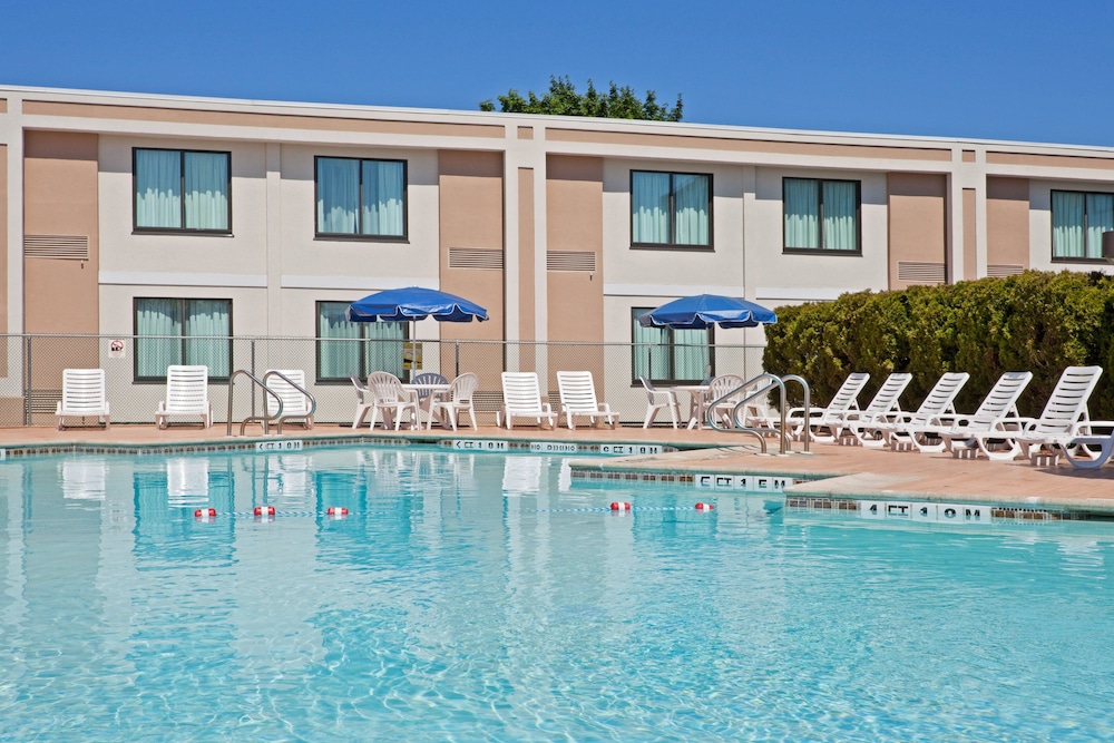 holiday inn hasbrouck heights meadowlands by ihg