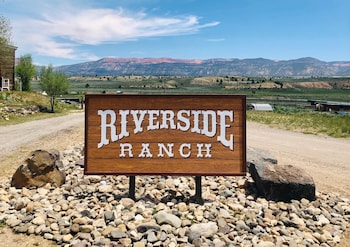 the riverside ranch rv park motel and campground