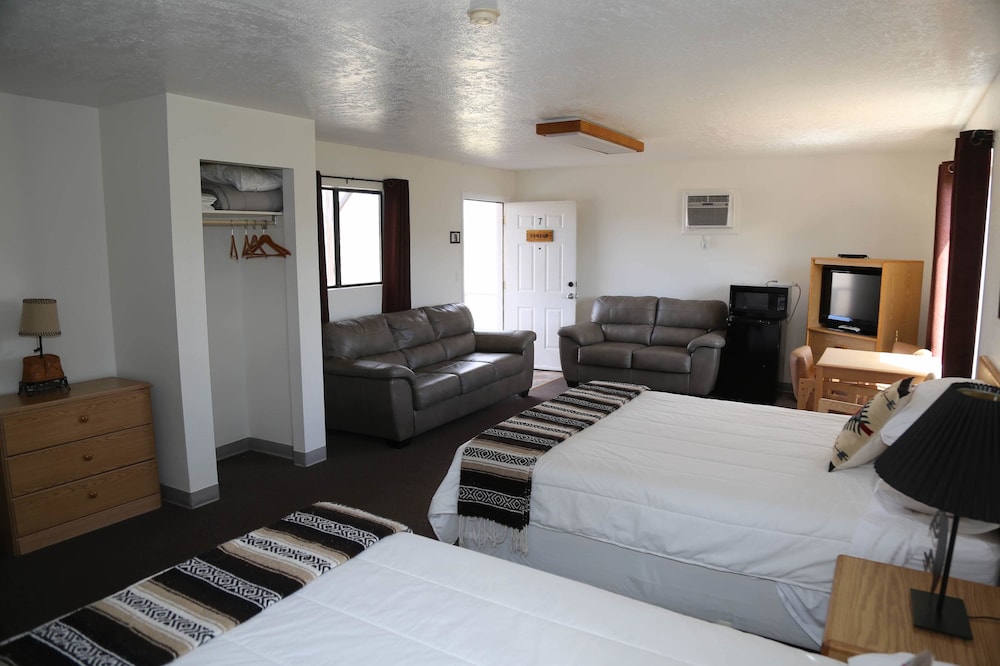 the riverside ranch rv park motel and campground