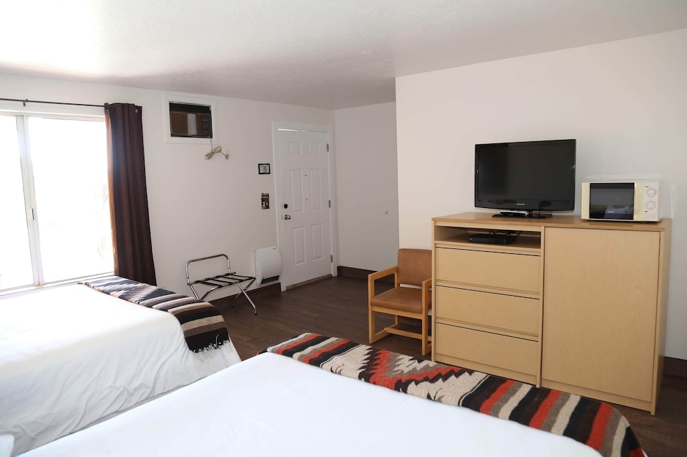 the riverside ranch rv park motel and campground