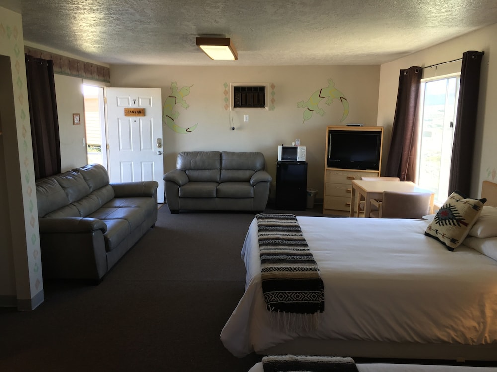 the riverside ranch rv park motel and campground