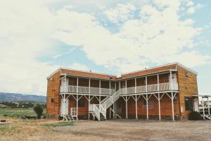 the riverside ranch rv park motel and campground
