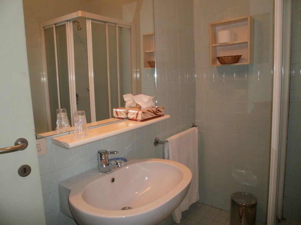 albergo villa and roma