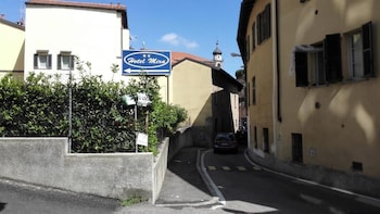 hotel mira