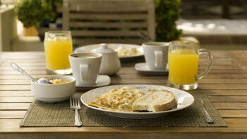 don giovanni balinese suites and gelateria