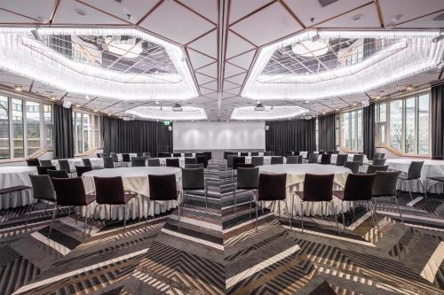 hilton helsinki strand