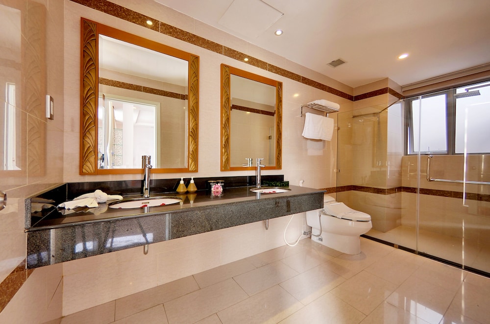 richico apartments and hotel