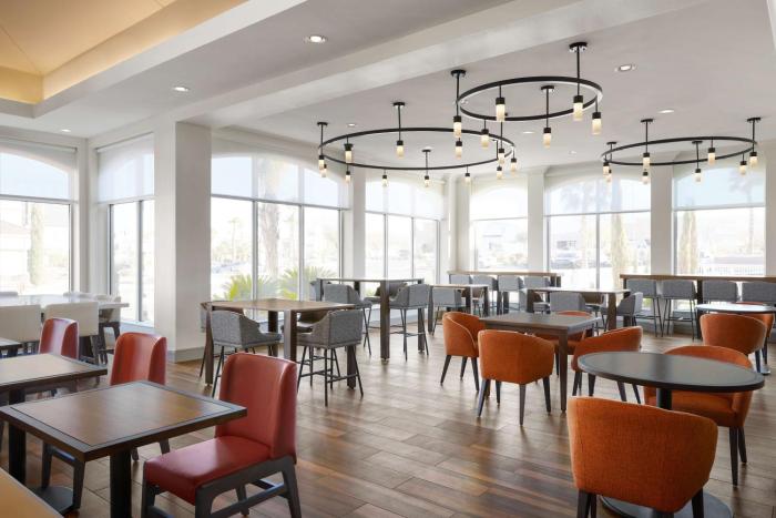 hilton garden inn las vegas henderson