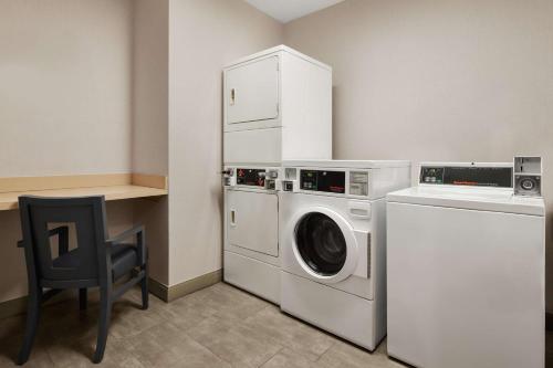 hilton garden inn las vegas henderson