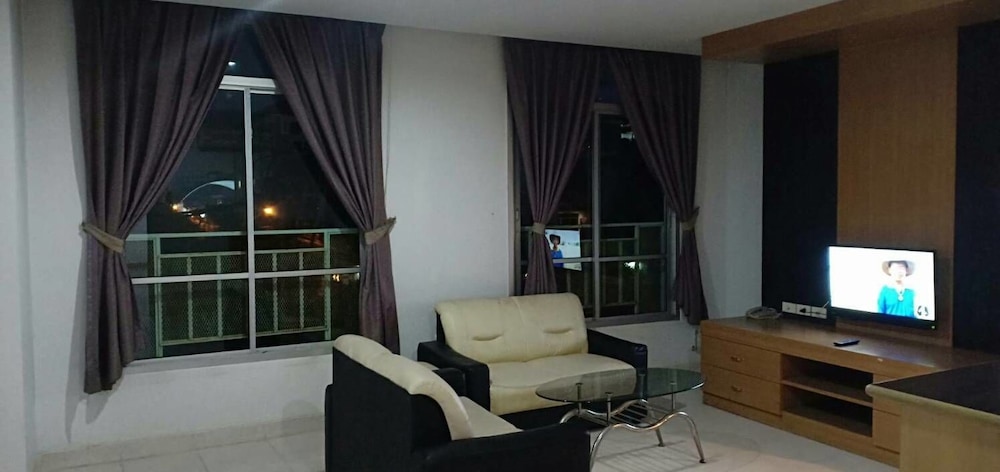 sena house paholyothin30