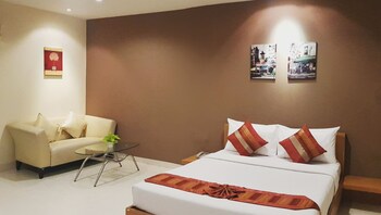 sena house paholyothin30