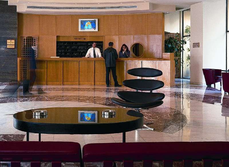 aquila atlantis hotel