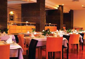 aquila atlantis hotel
