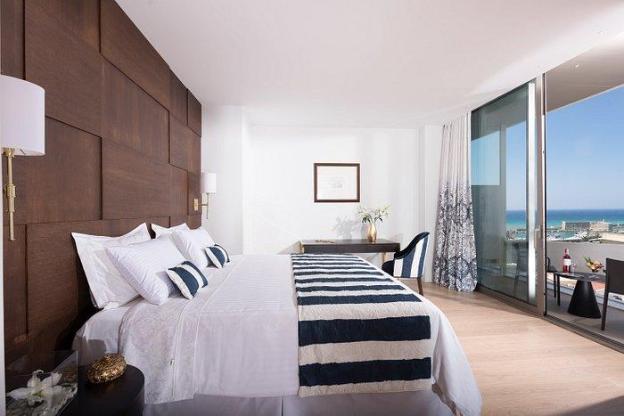 aquila atlantis hotel