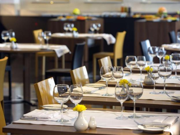 aquila atlantis hotel