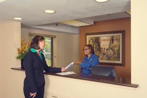 candlewood suites indianapolis downtown medical district by ihg