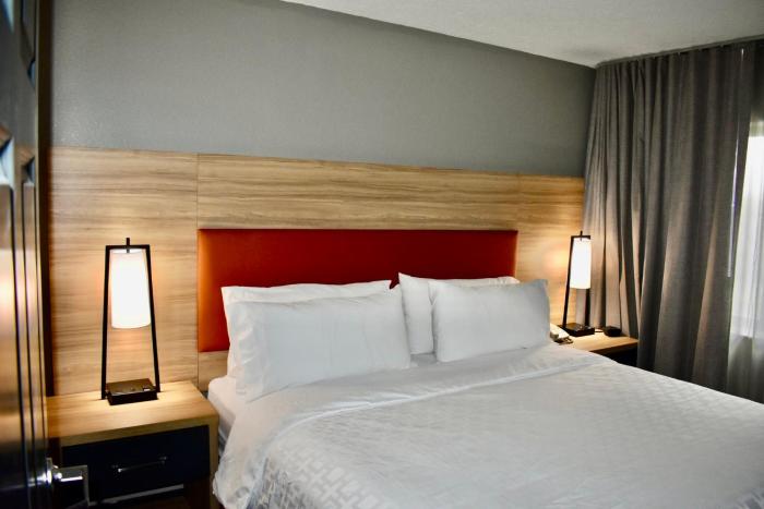 candlewood suites indianapolis downtown medical district by ihg