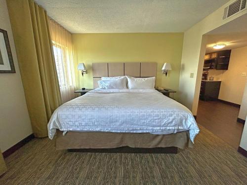 candlewood suites indianapolis downtown medical district by ihg