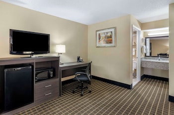 quality inn hillsville