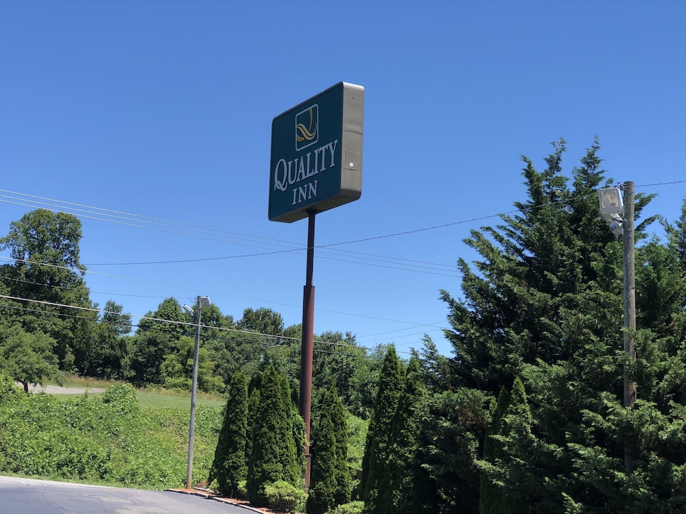 quality inn hillsville