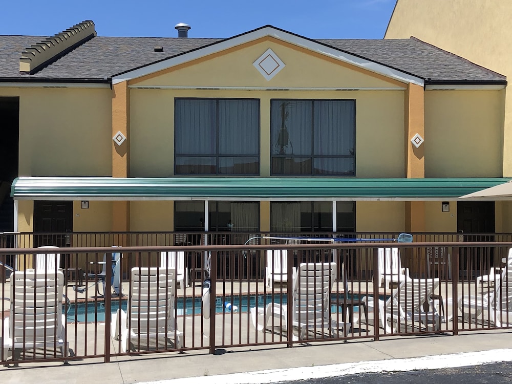 quality inn hillsville