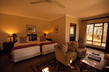 fugitives drift lodge