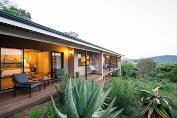 fugitives drift lodge