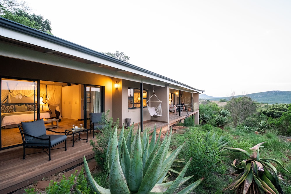 fugitives drift lodge