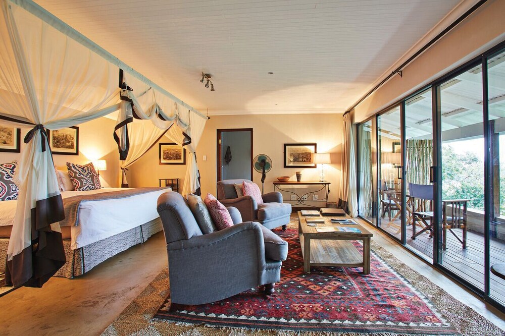 fugitives drift lodge