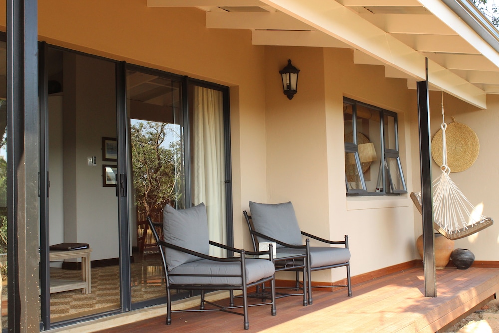 fugitives drift lodge