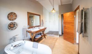 fugitives drift lodge