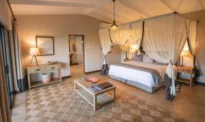 fugitives drift lodge