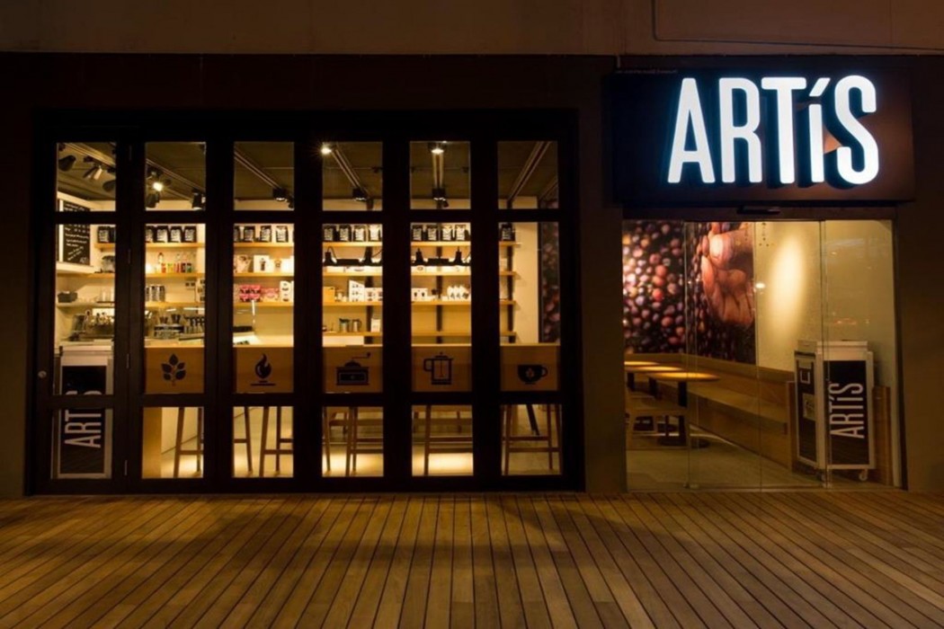 white house asoke sukhumvit 18