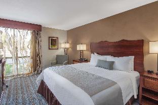 Wyndham Visalia,Goshen>>Fresno,3 star