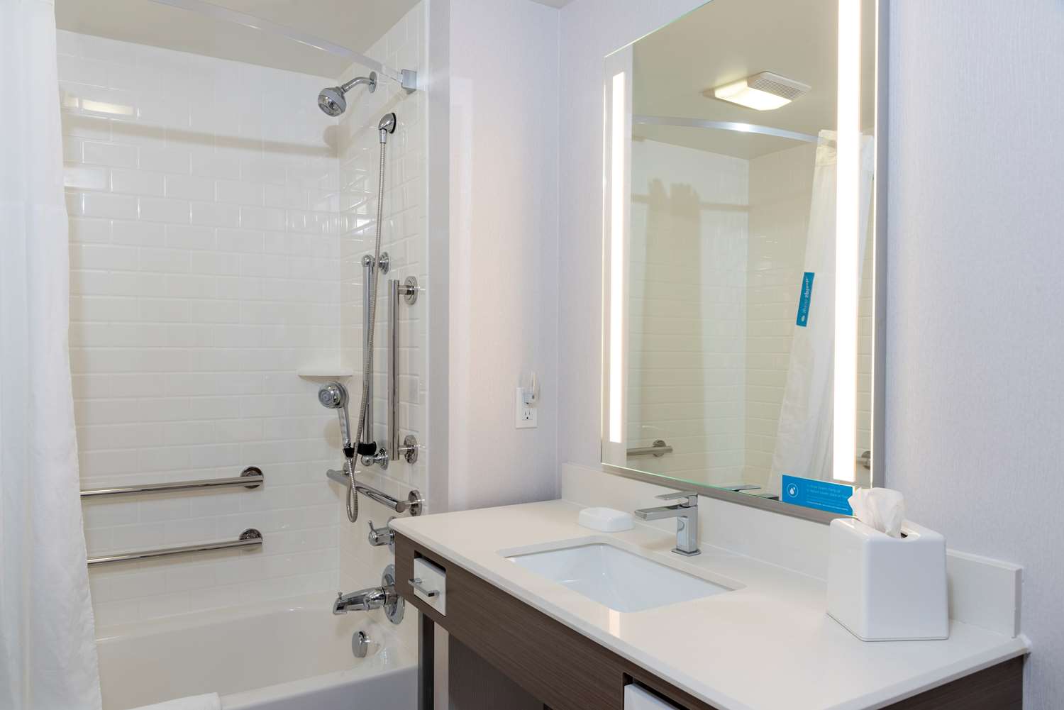 hampton inn holland
