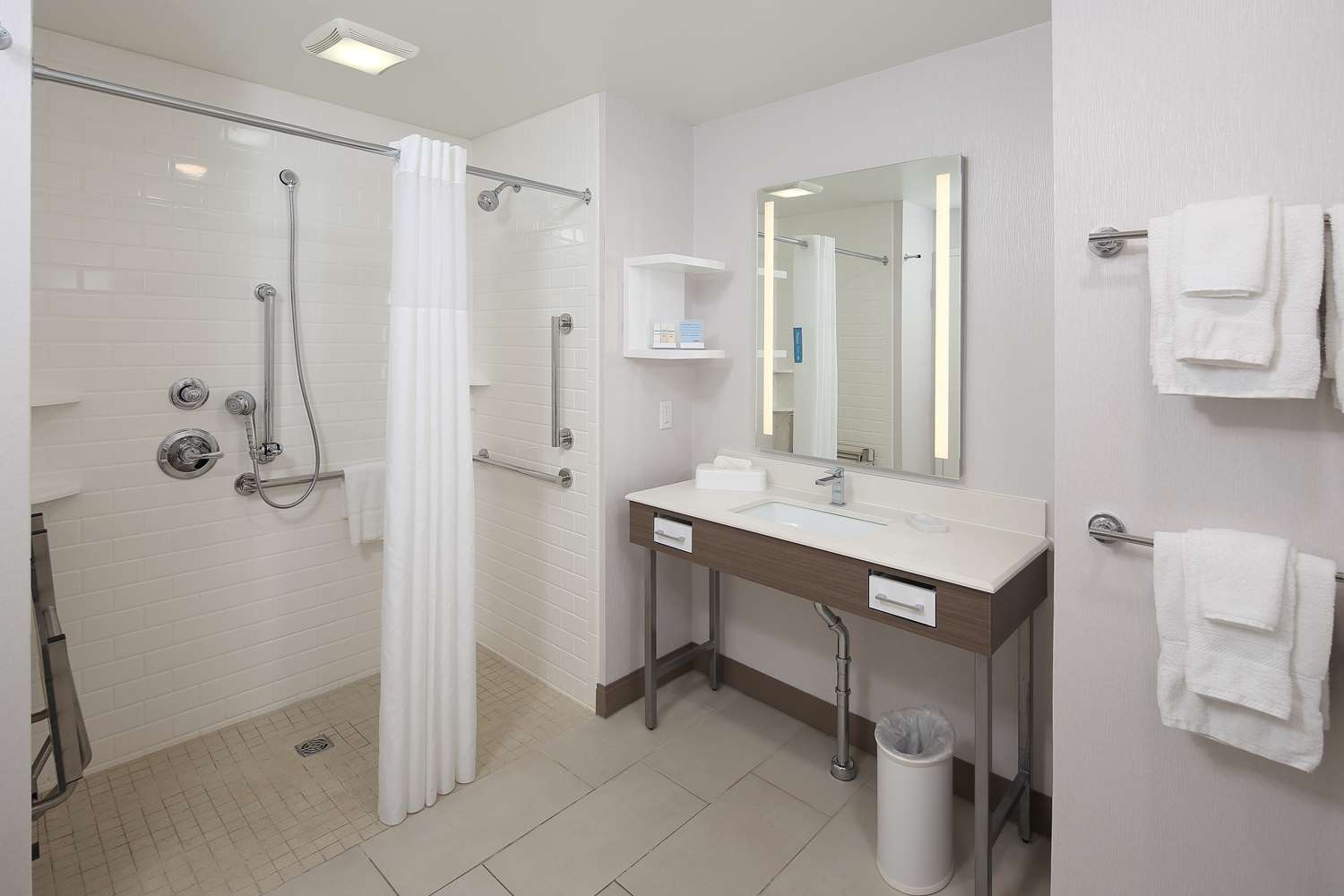 hampton inn holland