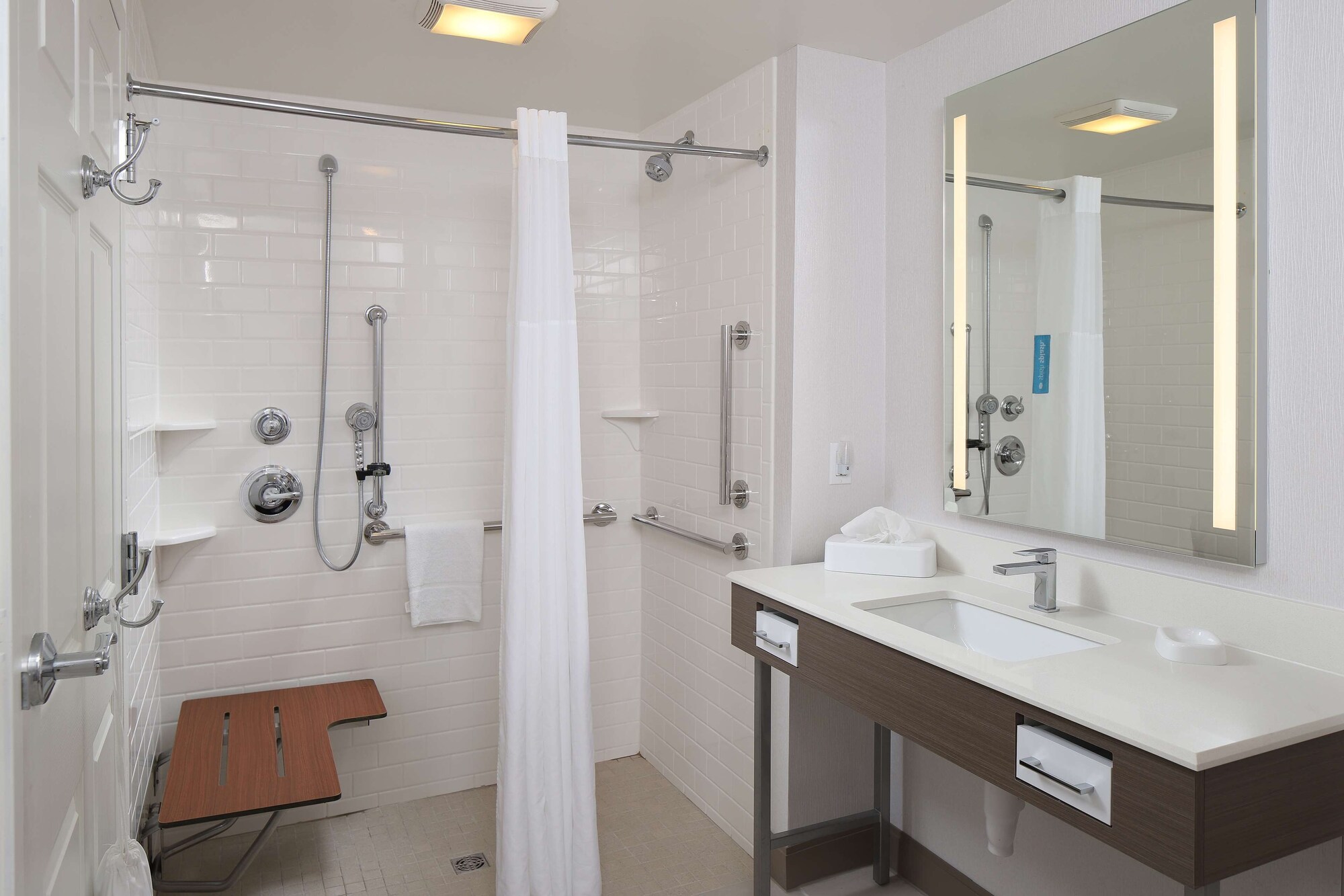 hampton inn holland