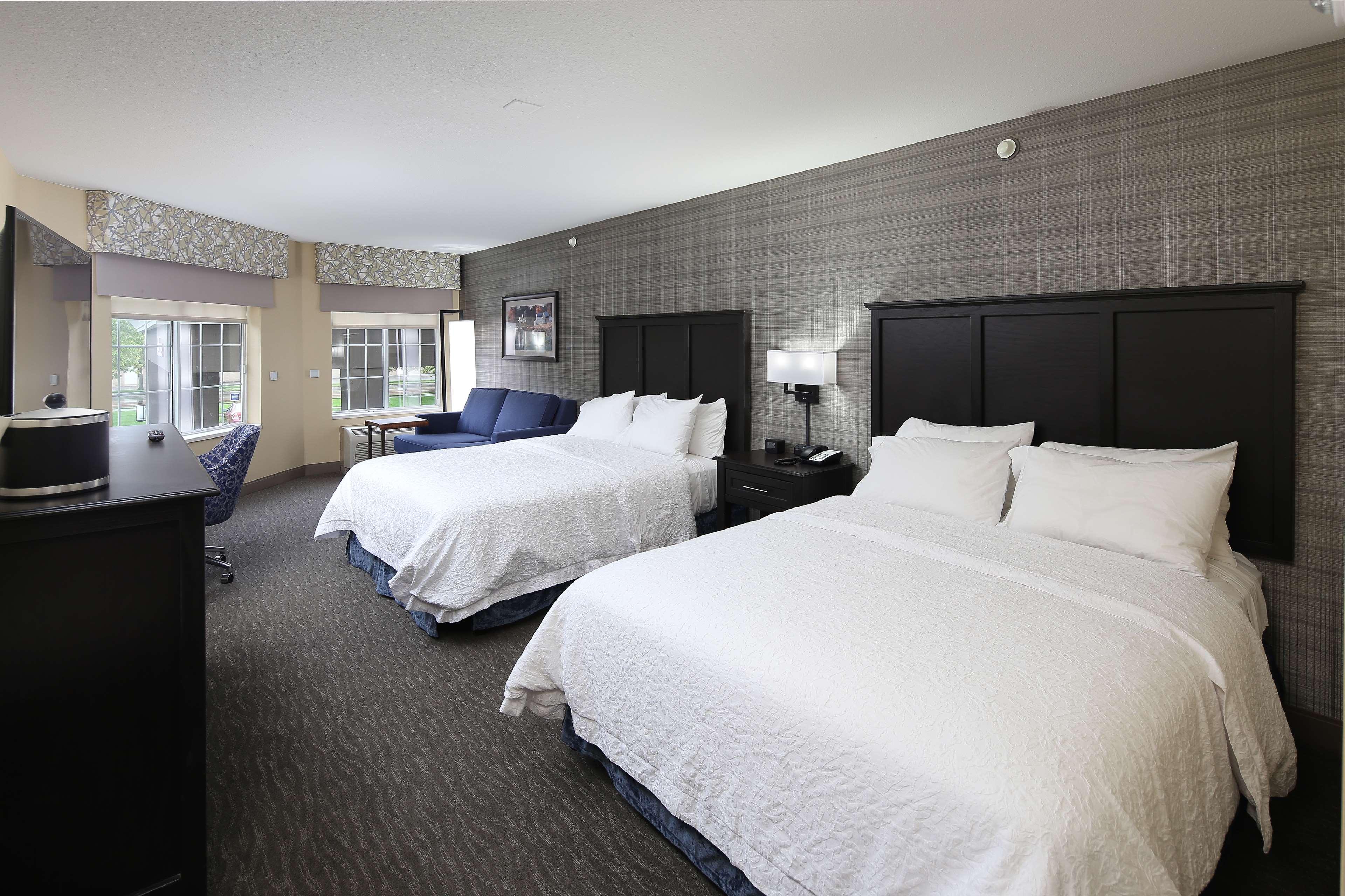 hampton inn holland
