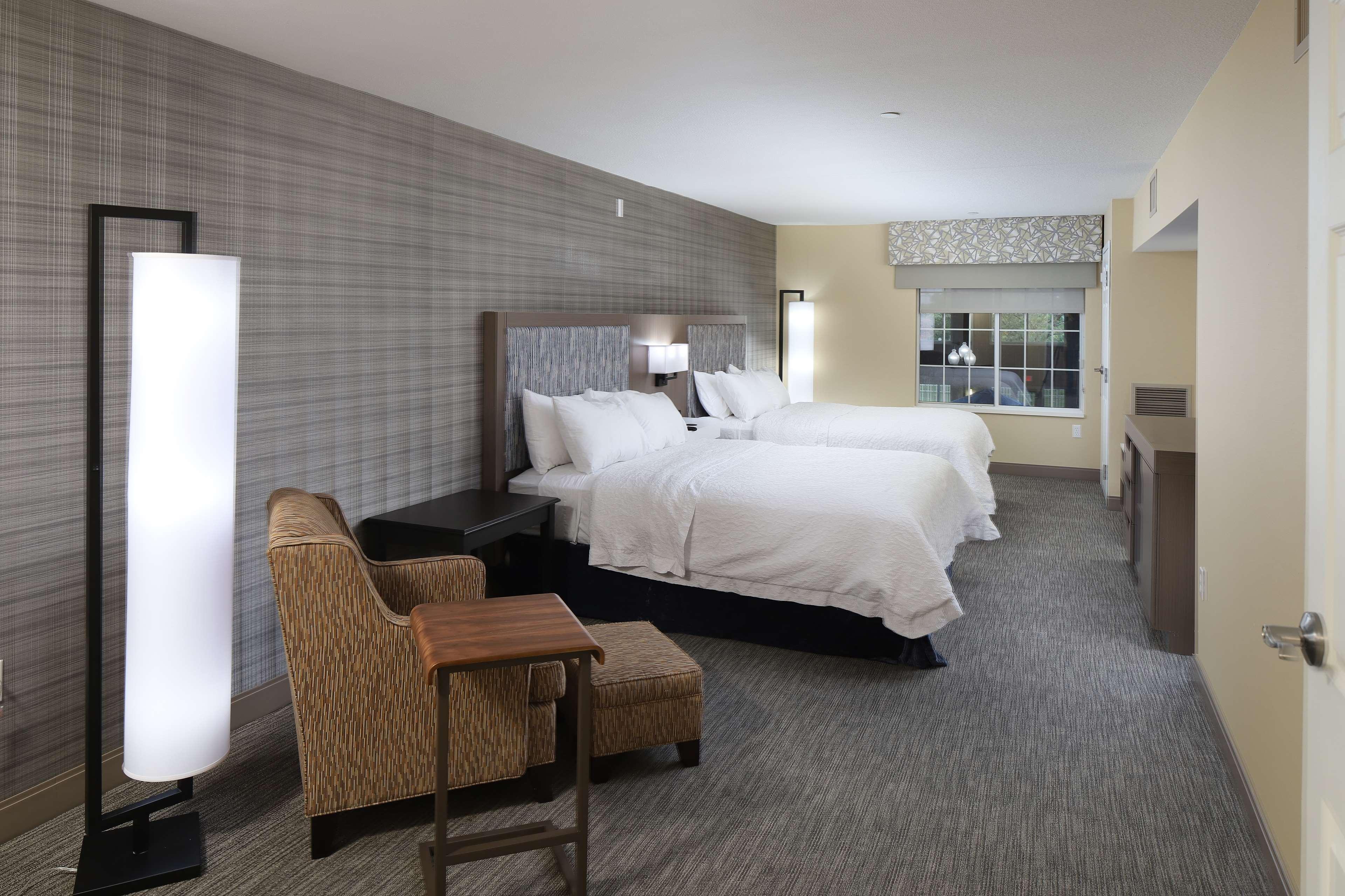 hampton inn holland